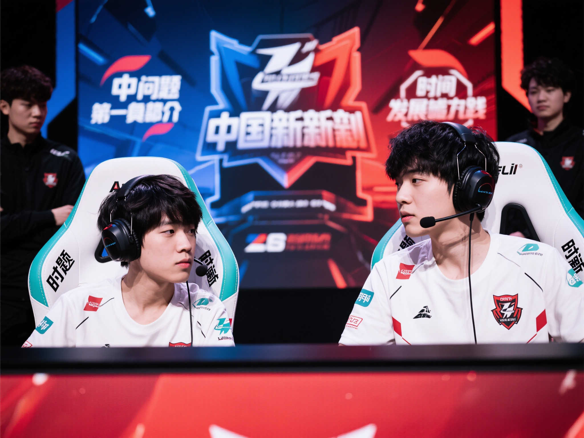 LNG失利T1后发布公告:学习经验,誓师备战沙特电竞世界杯! LNG失利T1后发布公告:学习经验,誓师备战沙特电竞世界杯!